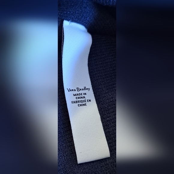 NWOT Vera Bradley Navy Soft Comfy Casual Winter Warm Beanie Hat Cap w/ PomPom - Picture 5 of 6